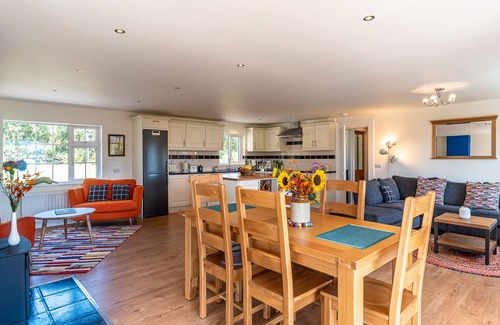 Templenoe Casa | 4 bedroom luxury home overlooking Kenmare Bay