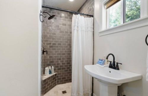 Francis Casa | 4 Bedroom Luxury home in Kamas