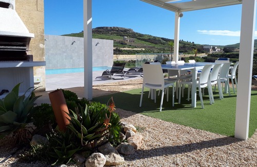 Ta' Għammar Casa | Moderna casa de vacaciones con impresionantes vistas