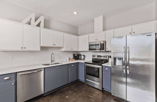 Cooper-Young Historic District Casa | ✨4 Bedroom New Home in ❤️ of CooperYoung ✨