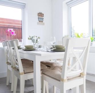 Manchester Casa | 4-bedroom New House Near City Centre