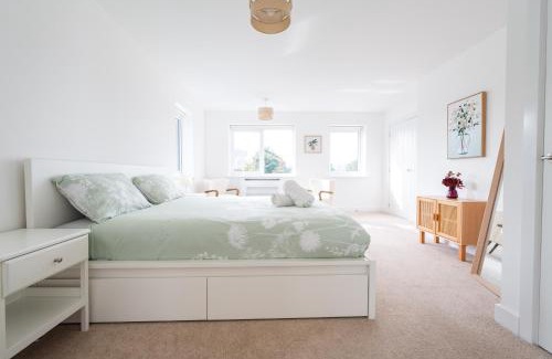 Manchester Casa | 4-bedroom New House Near City Centre
