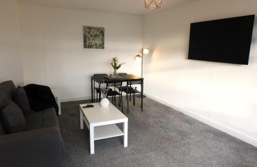 East Kilbride Casa | 4 Bedroom Newly Refurbished Home in East Kilbride