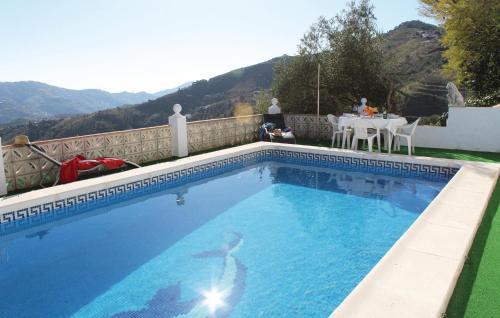 Canillas de Albaida Casa | 4 Bedroom Nice Home In Árchez