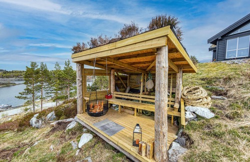 Aure Casa | Bonita casa en Tustna con cocina