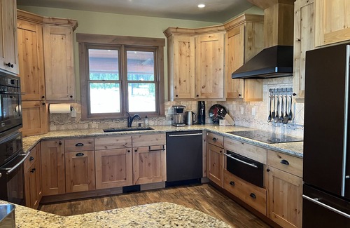 Granby Casa | 4 Bedroom pet friendly home with stunning views close to Winter Park Ski Resort