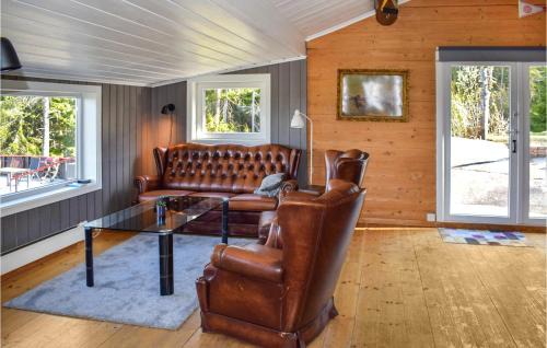 Asker Casa | 4 Bedroom Pet Friendly Home In Heggedal