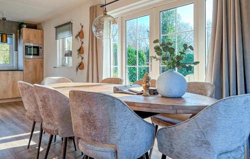 Paasloo Casa | 4 Bedroom Pet Friendly Home In Paasloo