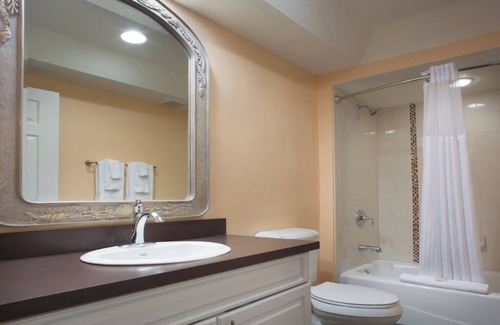 Florida Central Atlantic Coast Complejo | 4 Bedroom Presidential Condo, Sleeps 14, International Drive, Kingstown Reef!!