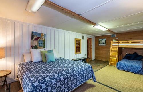 Pawleys Island Casa | 4 Bedroom Retreat with Game Room and Creek Access