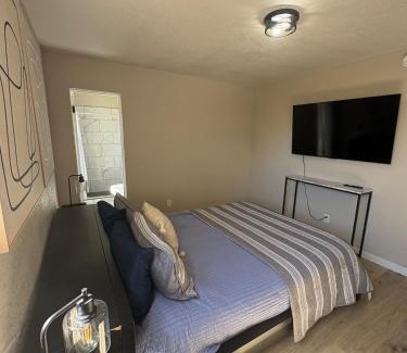 Farmington Casa | 4-Bedroom Retreat with Pool