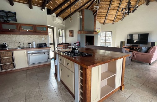 Malagas Casa | 4-bedroom Rustic Riverside Retreat