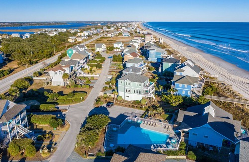 Village of Stump Sound Casa | 4 Bedroom - Sleeps 12 - Community Pool