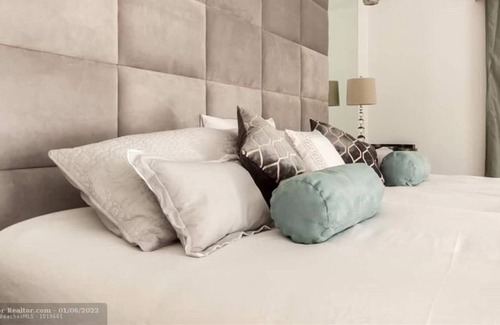 Harbor Beach Apartamento | 4 Bedroom Single family 233270 by Houzlet