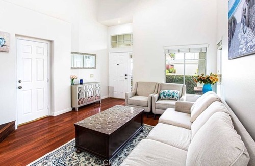 Corona Apartamento | 4 Bedroom Single family L-(458298) by Houzlet