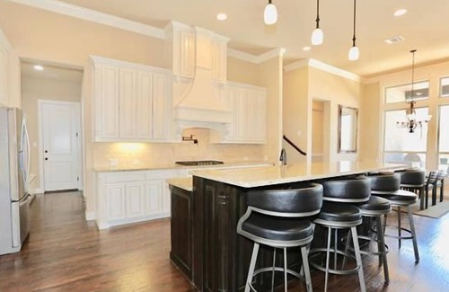 Keller Apartamento | 4 Bedroom Single family 203878 by Houzlet