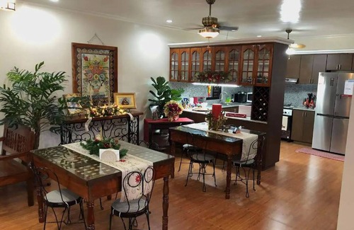 Badoc Cama Y Desayuno | 4 bedroom Spanish inspired guesthouse