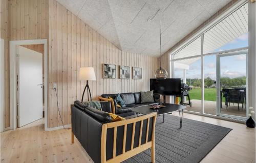 Flovt Strand Casa | 4 Bedroom Stunning Home In Haderslev
