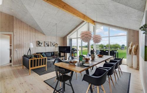 Flovt Strand Casa | 4 Bedroom Stunning Home In Haderslev