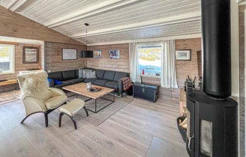 Ringsaker Casa | 4 Bedroom Stunning Home In Mesnali