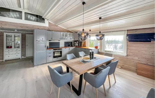 Ringsaker Casa | 4 Bedroom Stunning Home In Mesnali