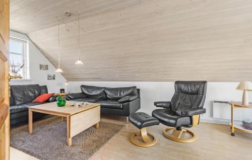 Rindby Strand Casa | 4 Bedroom Stunning Home In Fanø