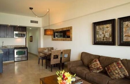 El Médano Ejidal Hotel | 4 Bedroom Suite Corazon Los Cabo