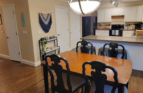 Thornton Casa | 4-bedroom sunny spacious house in peaceful Thornton with WiFi, Heat, AC