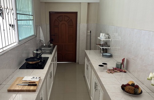 Wat Ket Casa | 4-Bedroom House in Lovely Chiang Mai with AC and WiFi