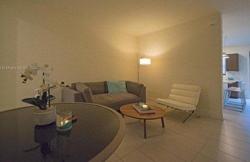 Doral Casa | 4 Bedroom Townhome 439356 by Houzlet