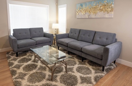 Saskatoon Casa | 4 bedroom Townhouse Stonebridge