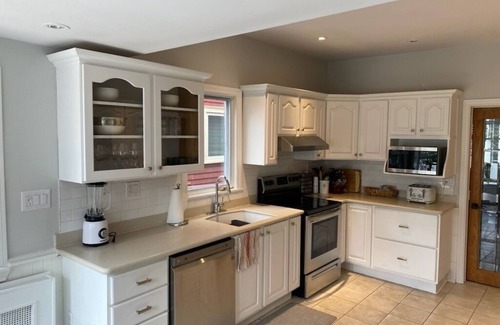 South End Casa | 4 Bedroom Urban Main floor Apartment in House!