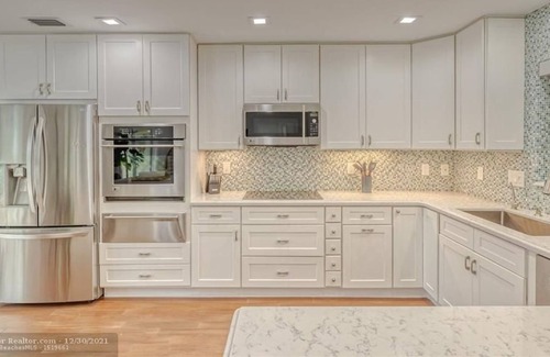 Bel Air Apartamento | 4 Bedroom Single family 232412 by Houzlet