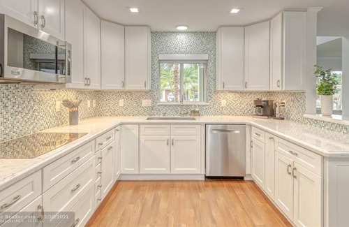 Bel Air Apartamento | 4 Bedroom Single family 232412 by Houzlet