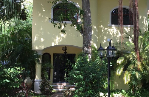 Playacar Casa | Villa de 4 dormitorios con gran piscina privada en el campo de golf