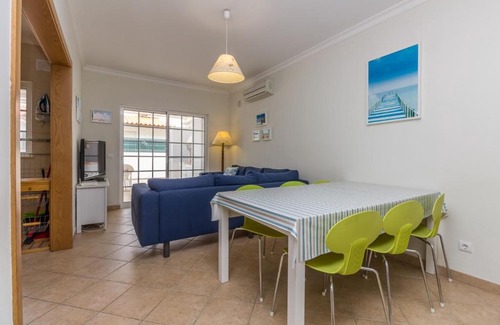Manta Rota Casa | 4 bedroom villa wi-fi and shared pool by ALGARVEMANTA