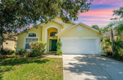 Haines City Casa | 4 Bedroom Villa with Private Pool & Golf Course Views
