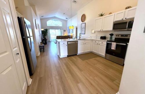 Haines City Casa | 4 Bedroom Villa with Private Pool & Golf Course Views