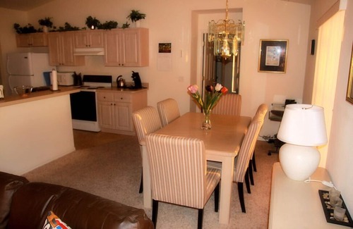 Inverness Villa | Villa de 4 dormitorios con piscina climatizada solar