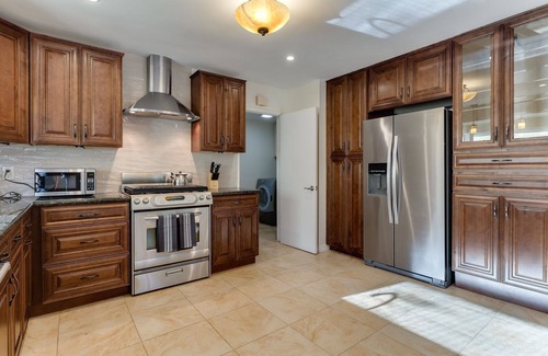 West Hills Casa | 4 Bedroom West Hills Charmer with Pool and Jacuzzi
