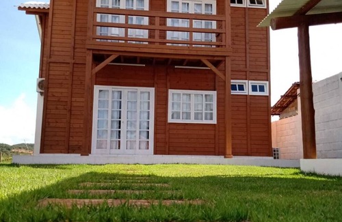 Subauma Casa | 4-bedroom wooden house in Recanto Arvoredo in Subaúma, Linha Verde - Bahia