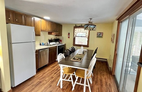 Bridgton Cabaña | 4 bedrooms 2 bath Knights Hill Association