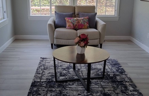 Hermosa Village Casa | 4 Bedrooms, 4 Bathrooms, 1.7 miles away from DisneyLand,