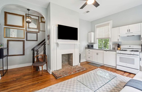 North Charleston Casa | 4 Bedrooms - Close to Downtown and Park Circle!