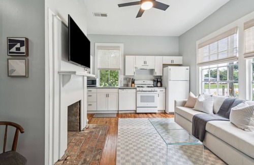 North Charleston Casa | 4 Bedrooms - Close to Downtown and Park Circle!
