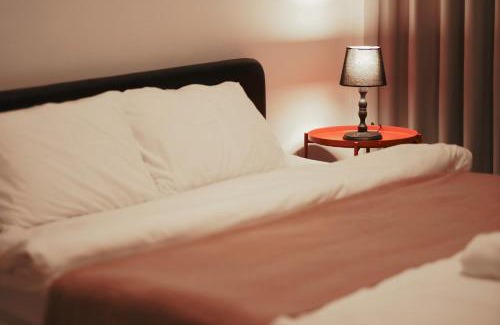 Chiang Rai Apartamento | 4 bedrooms, Private & Cozy house @ Walking Street