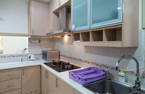 Tropicana Apartamento | 4 Dormitorios Unidad @ Casa Indah 1 Condo
