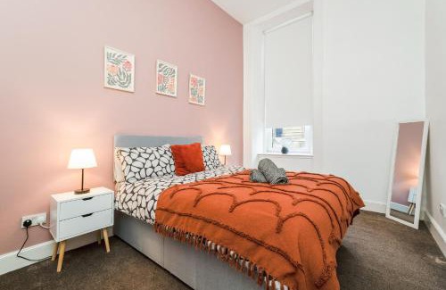 Glasgow Apartamento | 4 Beds - City Gateway Getaway