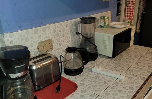 Yallahs Apartamento | 4 beds with parking off streets apartment