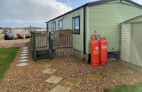 Lowestoft Casa | 4 berth caravan with decking at North Denes in Suffolk ref 40167ND